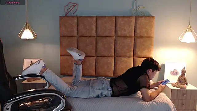 AlejooTwink online show from February 26, 9:27 pm