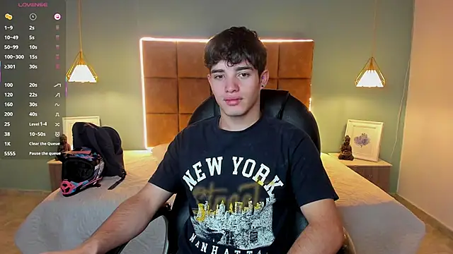 AlejooTwink online show from October 1, 2:17 am