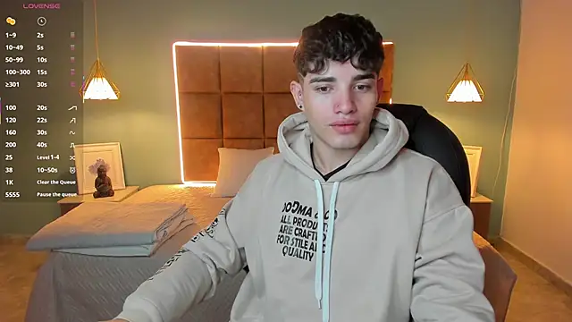 AlejooTwink online show from October 15, 3:06 am