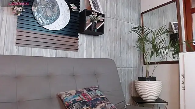 Layla 707 online show from November 29, 10:13 pm