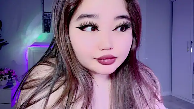 amina moonlightt online show from December 19, 6:12 am