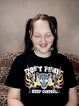 Aria  Dark online show from January 15, 9:30 pm