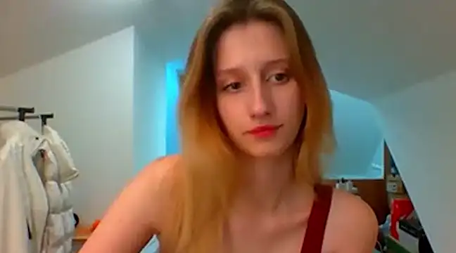 LUNA delight online show from December 18, 5:52 pm