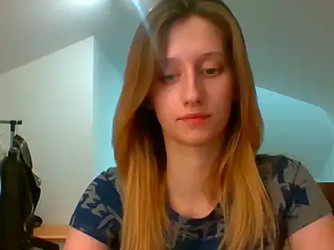 LUNA delight online show from February 17, 7:10 pm