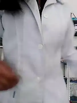 Megan jennerr online show from January 19, 2:49 pm