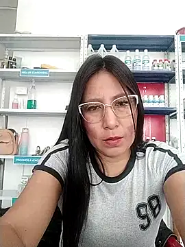 Megan jennerr online show from March 3, 2:37 pm