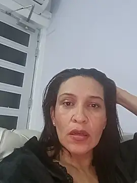 Slut Milf  online show from March 5, 1:42 am