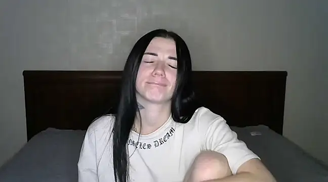 Liana diva online show from January 18, 1:30 am