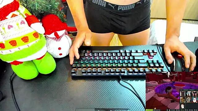 Snapshot of Calihotcaliente277 chatting on December 31, 4:35 pm Calihotcaliente277 online show from December 31, 4:35 pm