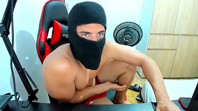 Snapshot of Calihotcaliente277 chatting on January 21, 2:48 pm Calihotcaliente277 online show from January 21, 2:48 pm