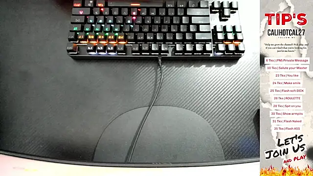 Snapshot of Calihotcaliente277 chatting on September 29, 11:04 am Calihotcaliente277 online show from September 29, 11:04 am