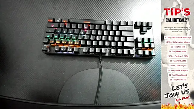 Snapshot of Calihotcaliente277 chatting on October 2, 10:55 am Calihotcaliente277 online show from October 2, 10:55 am