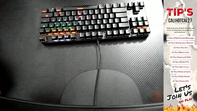 Snapshot of Calihotcaliente277 chatting on October 4, 11:30 am Calihotcaliente277 online show from October 4, 11:30 am