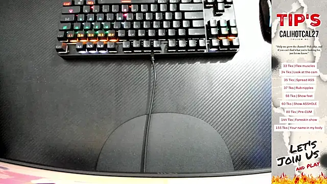 Snapshot of Calihotcaliente277 chatting on October 5, 11:41 am Calihotcaliente277 online show from October 5, 11:41 am