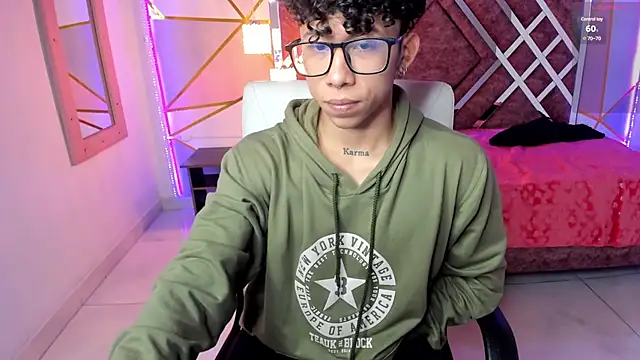 AkazaBoy  online show from January 26, 4:20 am