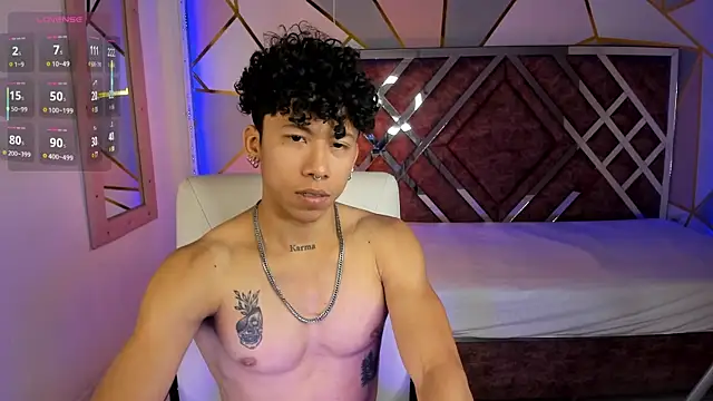 AkazaBoy  online show from February 5, 4:27 am