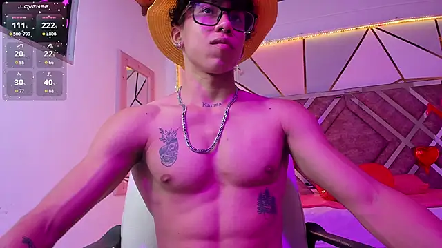 AkazaBoy  online show from February 11, 7:02 am