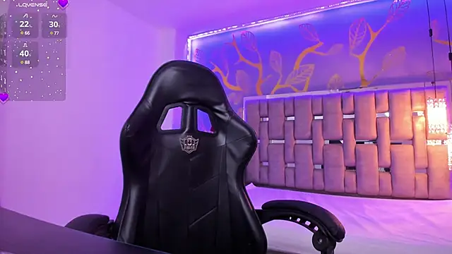 AkazaBoy  online show from March 14, 7:48 am