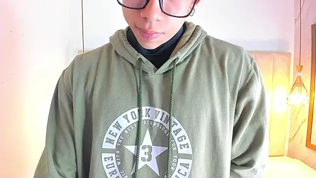 AkazaBoy  online show from November 28, 3:53 am