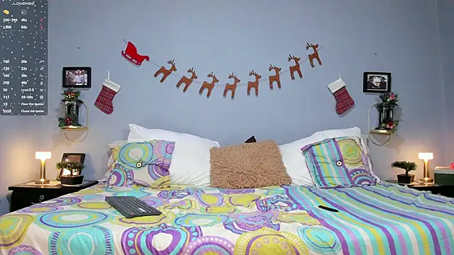 Snapshot of ETHAN_ADAM chatting on December 28, 12:26 am ETHAN ADAM online show from December 28, 12:26 am