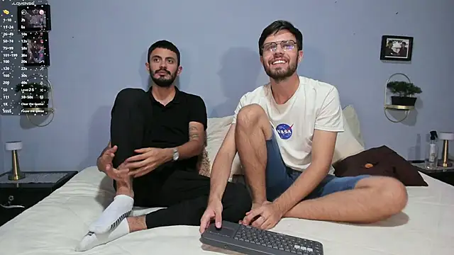 Snapshot of ETHAN_ADAM chatting on January 16, 2:19 am ETHAN ADAM online show from January 16, 2:19 am