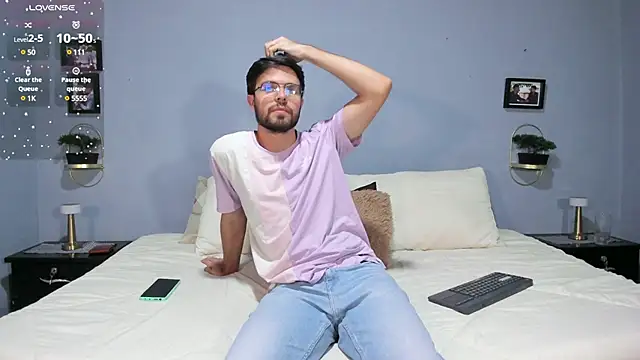 Snapshot of ETHAN_ADAM chatting on January 19, 12:49 am ETHAN ADAM online show from January 19, 12:49 am