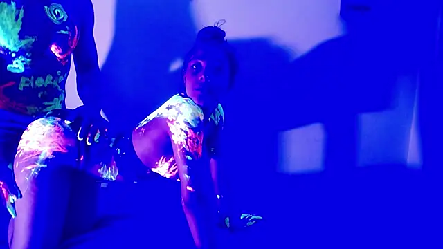 floriamANDjazmin online show from January 24, 2:19 pm