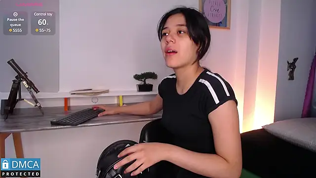 floriamANDjazmin online show from February 7, 11:23 am