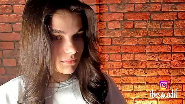 adriana allien online show from January 12, 9:29 pm