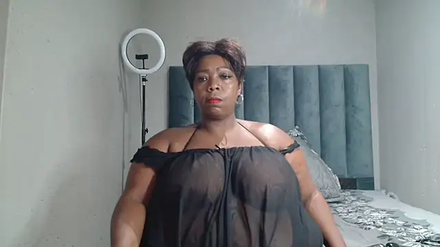 BustyWendyXXX47 online show from February 17, 7:04 am