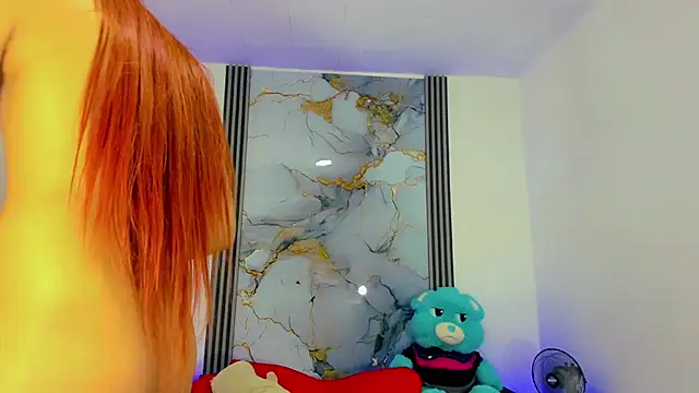 Hellen moons   online show from March 12, 3:24 am