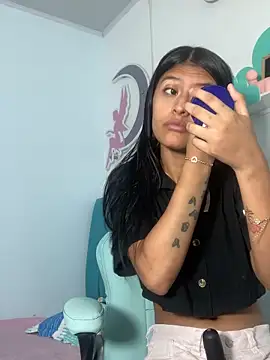  18 laura online show from November 22, 4:00 am