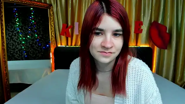  Polly Love  online show from February 14, 7:17 am