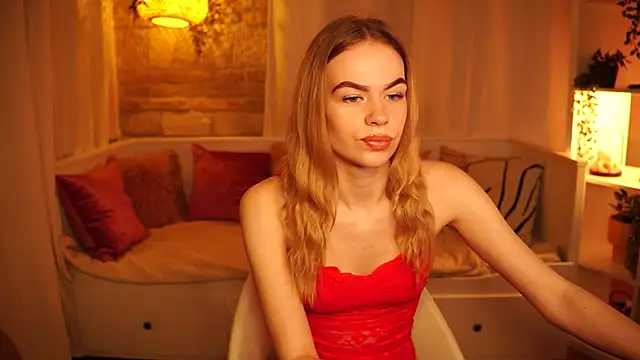 sn0w barbie online show from December 6, 11:11 am