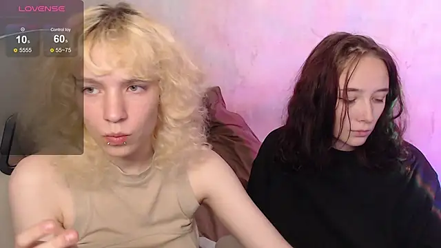 Snapshot of Robin_yourss chatting on September 12, 2:17 pm Robin yourss online show from September 12, 2:17 pm