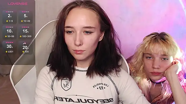 Snapshot of Robin_yourss chatting on September 18, 12:18 pm Robin yourss online show from September 18, 12:18 pm