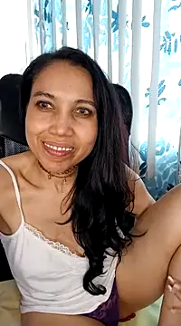 KimPielCanela online show from March 19, 11:28 am