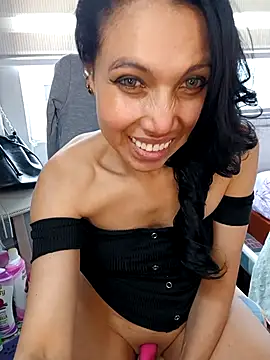 KimPielCanela online show from September 20, 8:21 pm