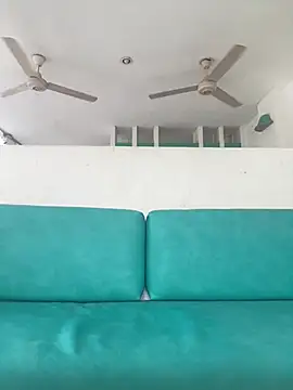 Snapshot of Gabycutee chatting on February 13, 12:21 pm Gabycutee online show from February 13, 12:21 pm