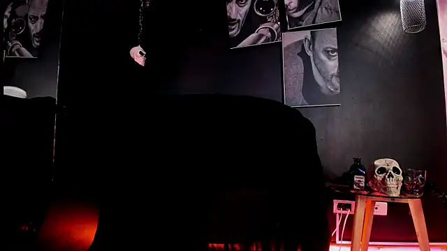 Agnes jones  online show from September 15, 4:07 pm