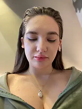 Holly Molii online show from January 23, 8:04 am