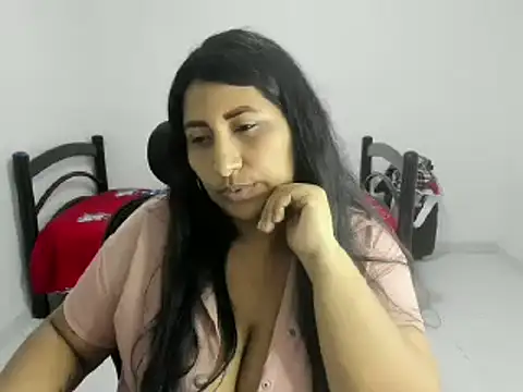 nikol sexy39 online show from February 23, 3:13 am