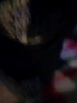 Snapshot of RobStrokes215 chatting on January 29, 4:05 am RobStrokes215 online show from January 29, 4:05 am