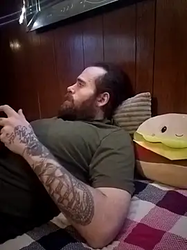 Snapshot of RobStrokes215 chatting on March 2, 1:04 am RobStrokes215 online show from March 2, 1:04 am