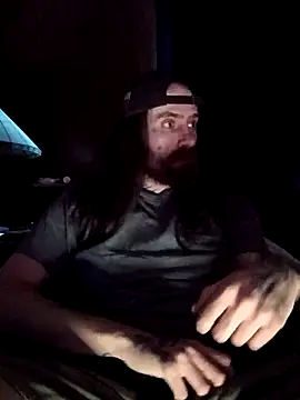 Snapshot of RobStrokes215 chatting on December 17, 7:20 pm RobStrokes215 online show from December 17, 7:20 pm