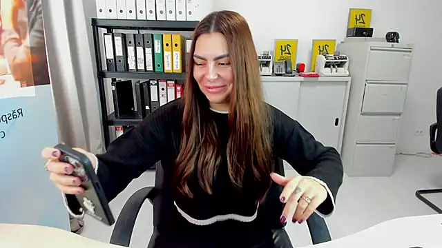 Snapshot of kilenyapatrice chatting on December 19, 11:39 am kilenyapatrice online show from December 19, 11:39 am