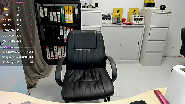 Snapshot of kilenyapatrice chatting on December 29, 5:54 pm kilenyapatrice online show from December 29, 5:54 pm