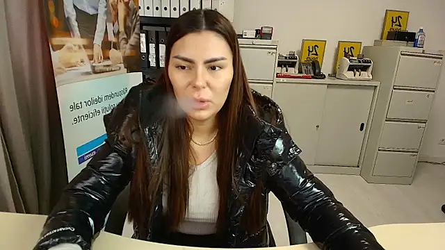 Snapshot of kilenyapatrice chatting on February 5, 11:02 am kilenyapatrice online show from February 5, 11:02 am