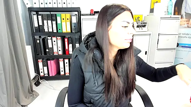 Snapshot of kilenyapatrice chatting on October 3, 10:45 am kilenyapatrice online show from October 3, 10:45 am