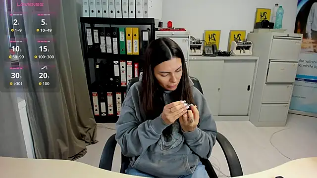 Snapshot of kilenyapatrice chatting on October 26, 1:50 pm kilenyapatrice online show from October 26, 1:50 pm